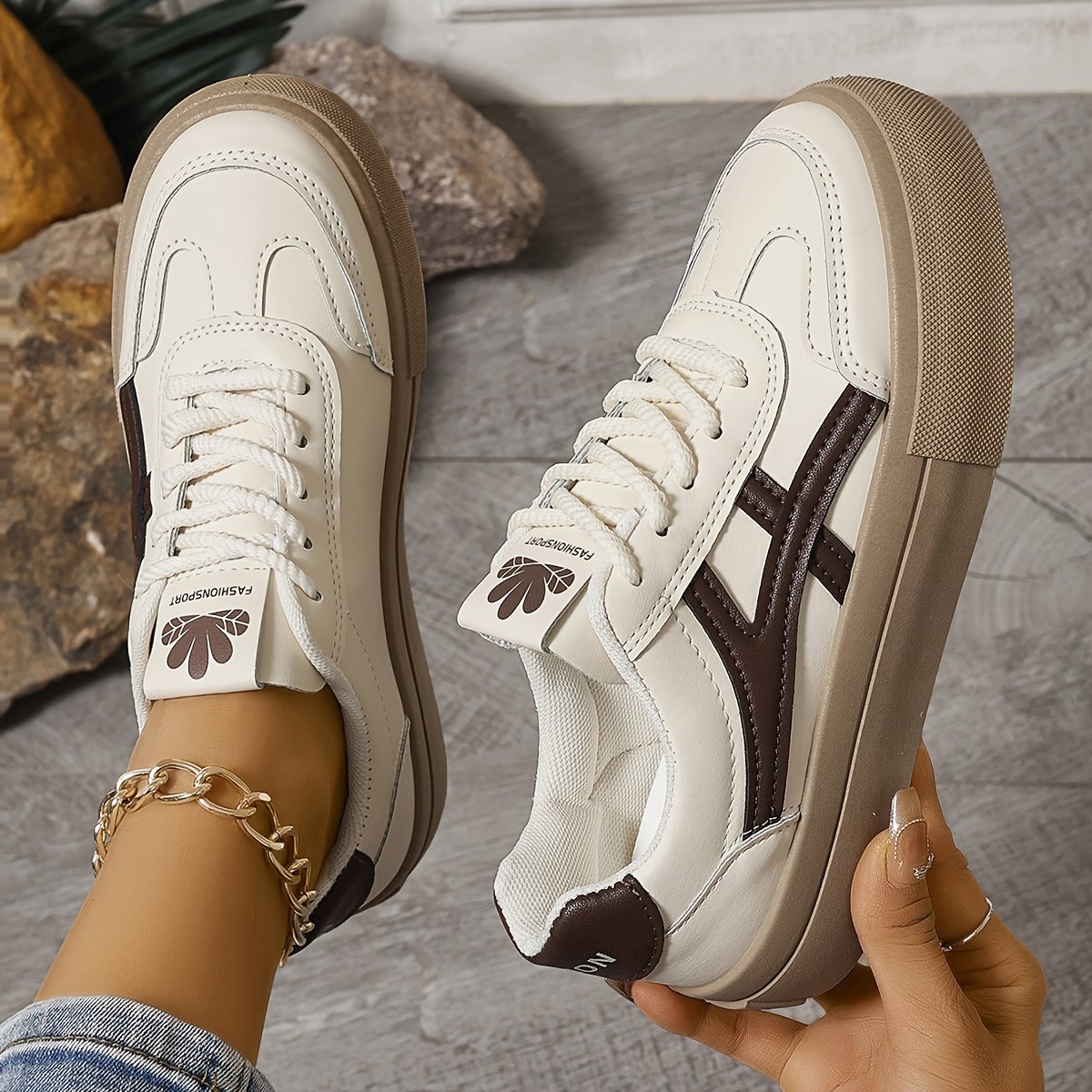 Women’s Colorblock Trendy Sneakers, Lace Up Soft Sole Platform Skate Shoes, Low-top Versatile Shoes - Image 2