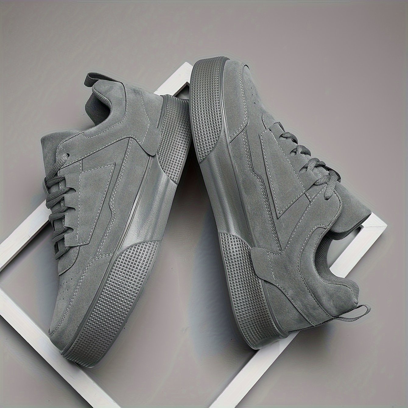 Men??s Trendy Solid Skate Shoes, Comfy Non Slip Casual Lace Up Sneakers For Men??s Outdoor Activities - Image 4
