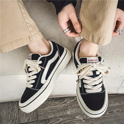 Men’s Classic Trendy Skateboard Shoes Lace Up Low Top Non Slip For Outdoor Casual Activities Walking Hiking All Seasons